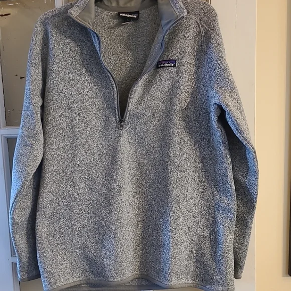 Patagonia Women's Zip-Up Gray Sweater - Picture 3 of 4